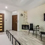 Wieckowskiego Apartment